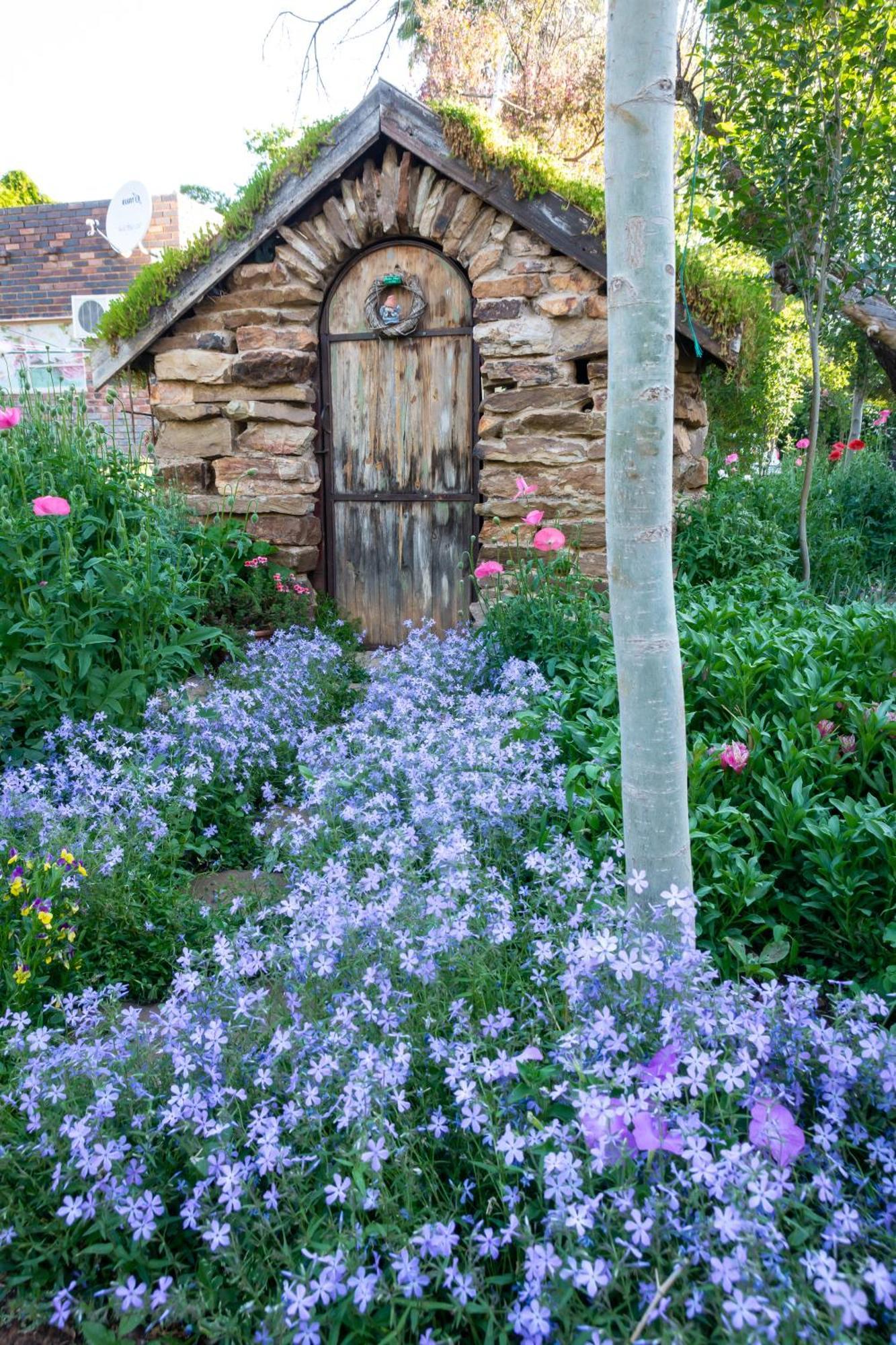Mistique Waters Guesthouse Parys Exteriér fotografie